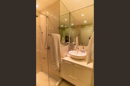 Apartamento à venda com 70m², 2 quartos e 1 vagaBanheiro Social