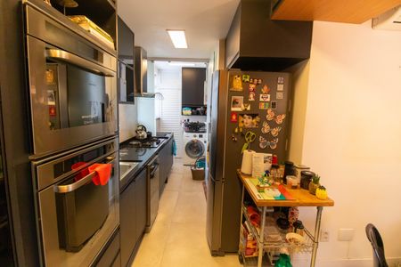 Apartamento à venda com 70m², 2 quartos e 1 vagaCozinha e Área de Serviço