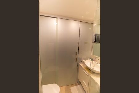 Apartamento à venda com 70m², 2 quartos e 1 vagaBanheiro da Suíte