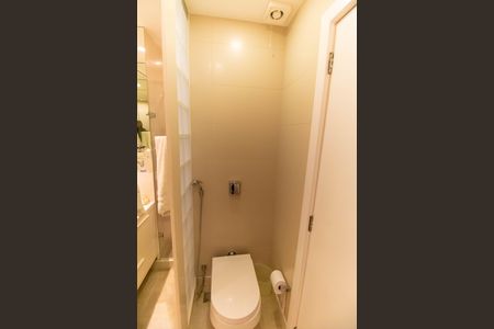 Apartamento à venda com 70m², 2 quartos e 1 vagaBanheiro Social