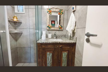 Apartamento à venda com 62m², 3 quartos e 2 vagasBanheiro Social