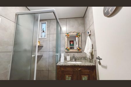 Apartamento à venda com 62m², 3 quartos e 2 vagasBanheiro Social