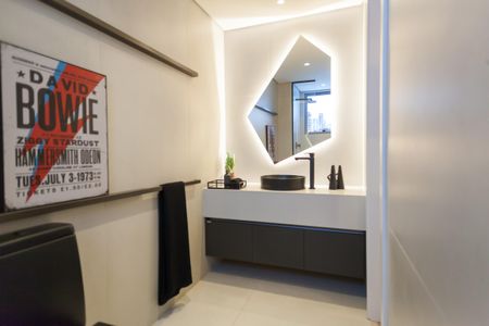 Apartamento à venda com 138m², 4 quartos e 3 vagasBanheiro da Suíte 2