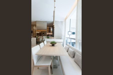 Apartamento à venda com 138m², 4 quartos e 3 vagasSala de Jantar - varanda