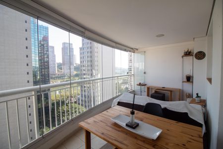 Studio para alugar com 47m², 1 quarto e 1 vaga Studio para alugar com 47m², 1 quarto e 1 vagaVaranda