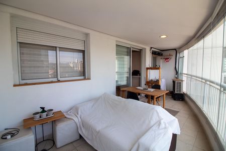 Studio para alugar com 47m², 1 quarto e 1 vaga Studio para alugar com 47m², 1 quarto e 1 vagaVaranda