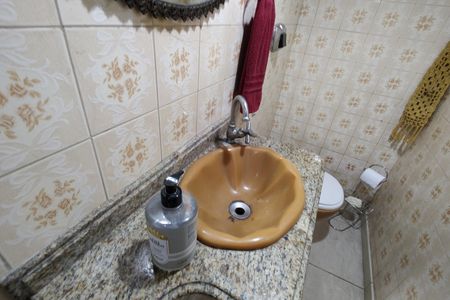Casa de condomínio à venda com 268m², 3 quartos e 2 vagas Casa de condomínio à venda com 268m², 3 quartos e 2 vagasLavabo