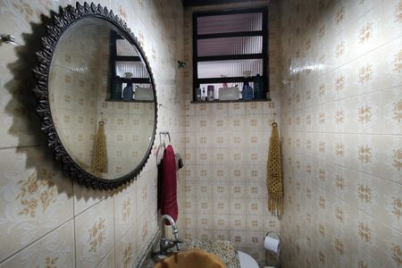 Casa de condomínio à venda com 268m², 3 quartos e 2 vagas Casa de condomínio à venda com 268m², 3 quartos e 2 vagasLavabo
