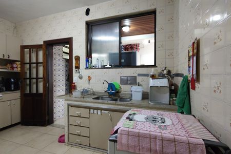 Casa de condomínio à venda com 268m², 3 quartos e 2 vagas Casa de condomínio à venda com 268m², 3 quartos e 2 vagasCozinha