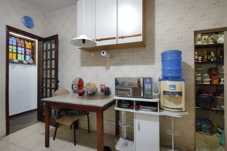 Casa de condomínio à venda com 268m², 3 quartos e 2 vagas Casa de condomínio à venda com 268m², 3 quartos e 2 vagasCozinha