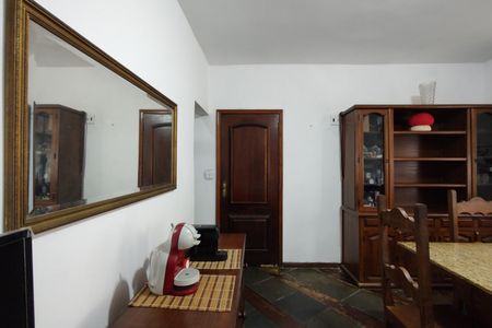 Casa de condomínio à venda com 268m², 3 quartos e 2 vagas Casa de condomínio à venda com 268m², 3 quartos e 2 vagasSala