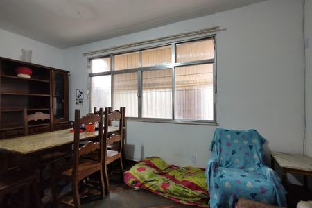 Casa de condomínio à venda com 268m², 3 quartos e 2 vagas Casa de condomínio à venda com 268m², 3 quartos e 2 vagasSala