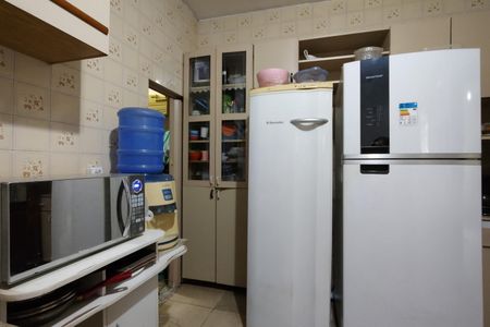 Casa de condomínio à venda com 268m², 3 quartos e 2 vagas Casa de condomínio à venda com 268m², 3 quartos e 2 vagasCozinha