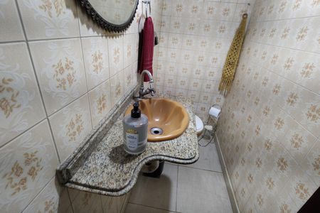 Casa de condomínio à venda com 268m², 3 quartos e 2 vagas Casa de condomínio à venda com 268m², 3 quartos e 2 vagasLavabo