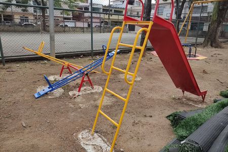Casa de condomínio à venda com 268m², 3 quartos e 2 vagas Casa de condomínio à venda com 268m², 3 quartos e 2 vagasÁrea comum