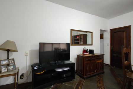 Casa de condomínio à venda com 268m², 3 quartos e 2 vagas Casa de condomínio à venda com 268m², 3 quartos e 2 vagasSala