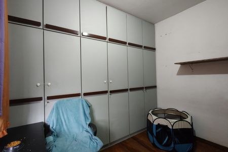 Casa de condomínio à venda com 268m², 3 quartos e 2 vagas Casa de condomínio à venda com 268m², 3 quartos e 2 vagasQuarto 1