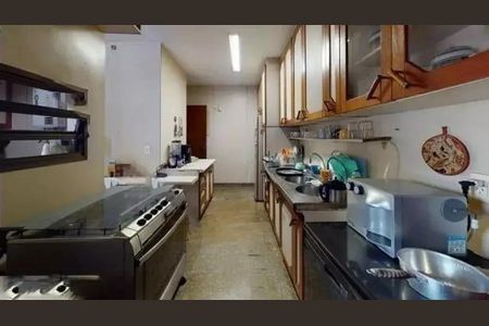 Apartamento à venda com 199m², 4 quartos e 2 vagas