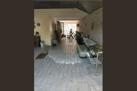 Casa à venda com 370m², 4 quartos e 2 vagas