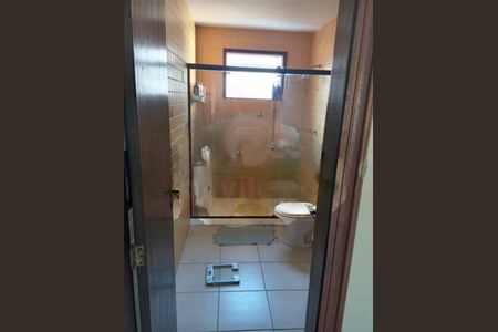 Casa à venda com 370m², 4 quartos e 2 vagas