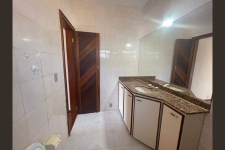 Casa à venda com 454m², 5 quartos e 4 vagas