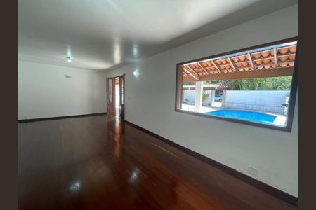 Casa à venda com 454m², 5 quartos e 4 vagas