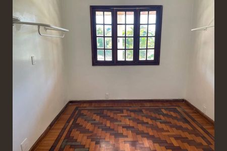 Casa à venda com 454m², 5 quartos e 4 vagas