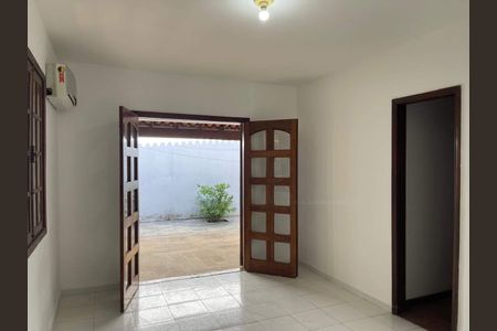 Casa à venda com 454m², 5 quartos e 4 vagas