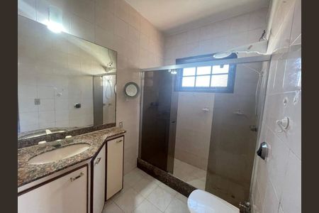 Casa à venda com 454m², 5 quartos e 4 vagas