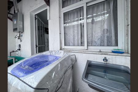 Casa à venda com 127m², 3 quartos e 1 vaga Casa à venda com 127m², 3 quartos e 1 vagaÁrea de Serviço