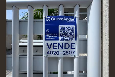 Casa à venda com 127m², 3 quartos e 1 vaga Casa à venda com 127m², 3 quartos e 1 vagaPlaquinha