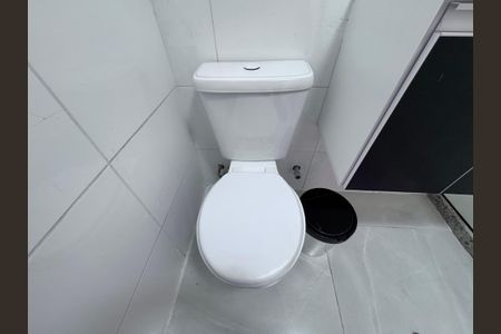 Casa à venda com 127m², 3 quartos e 1 vaga Casa à venda com 127m², 3 quartos e 1 vagaBanheiro