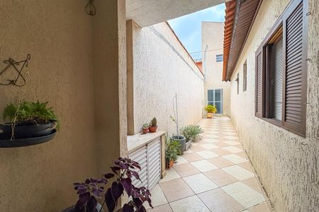 Casa à venda com 240m², 3 quartos e 3 vagas Casa à venda com 240m², 3 quartos e 3 vagasÁrea comum