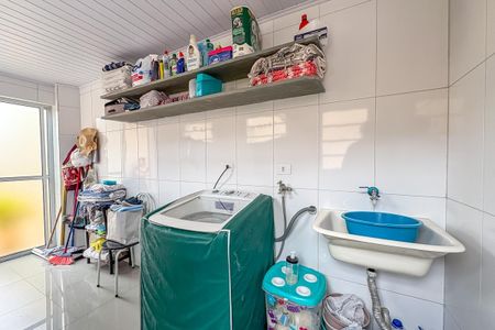 Casa à venda com 240m², 3 quartos e 3 vagas Casa à venda com 240m², 3 quartos e 3 vagasÁrea de Serviço