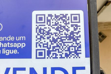 Casa à venda com 240m², 3 quartos e 3 vagas Casa à venda com 240m², 3 quartos e 3 vagasPlaca