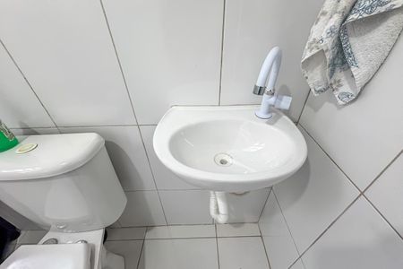 Casa à venda com 240m², 3 quartos e 3 vagas Casa à venda com 240m², 3 quartos e 3 vagasBanheiro de Serviço