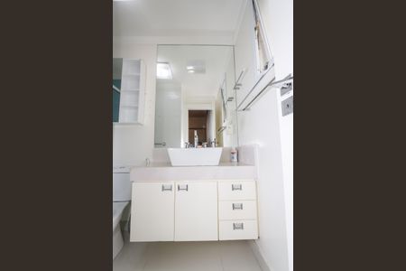 Apartamento à venda com 96m², 2 quartos e 1 vagaBanheiro da Suíte