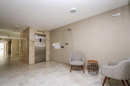 Apartamento à venda com 96m², 2 quartos e 1 vagaHall de Entrada