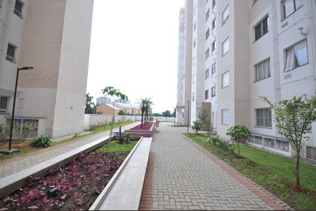 Apartamento à venda com 42m², 2 quartos e sem vagaÁrea comum