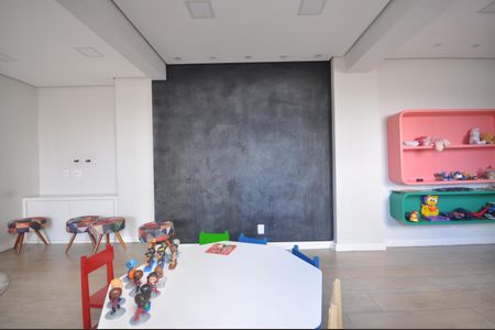 Apartamento à venda com 42m², 2 quartos e sem vagaÁrea comum