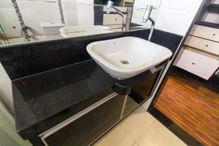 Casa para alugar com 100m², 2 quartos e 1 vagaBanheiro da Suíte