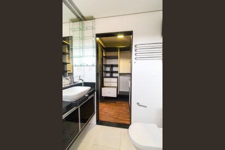 Casa para alugar com 100m², 2 quartos e 1 vagaBanheiro da Suíte