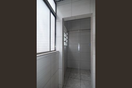 Apartamento para alugar com 82m², 2 quartos e 1 vagaBanheiro de Serviço