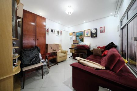 Casa à venda com 144m², 3 quartos e 2 vagasSala