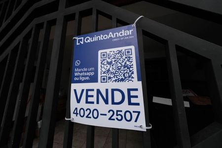 Casa à venda com 144m², 3 quartos e 2 vagasFachada