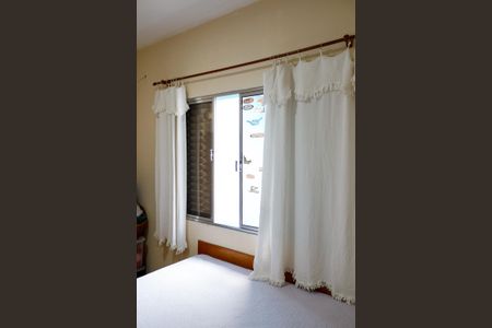 Casa de condomínio à venda com 184m², 3 quartos e 3 vagasQuarto 3