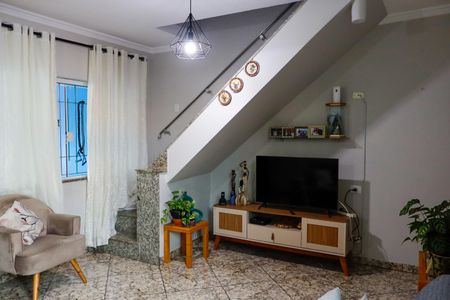 Casa de condomínio à venda com 184m², 3 quartos e 3 vagasSala