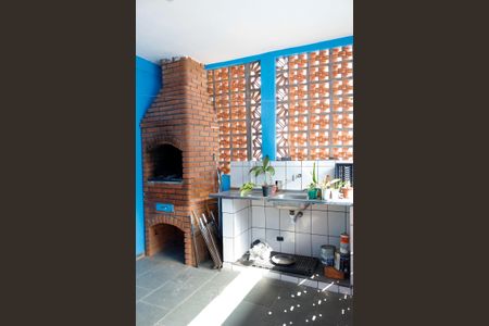 Casa de condomínio à venda com 184m², 3 quartos e 3 vagasÁrea comum - Churrasqueira