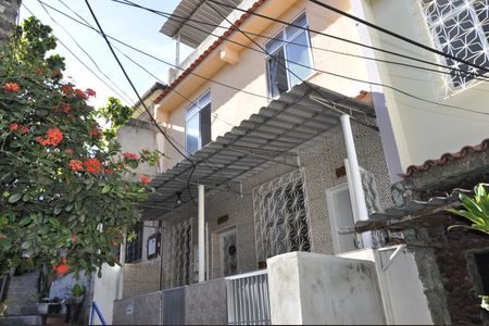 Casa de condomínio à venda com 70m², 2 quartos e sem vagaÁrea comum