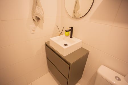 Apartamento à venda com 27m², 1 quarto e sem vaga Apartamento à venda com 27m², 1 quarto e sem vagaBanheiro Social